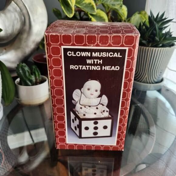 Creepy Animated Vintage Clown Rotating Music Box Halloween Decor Haunted Spooky - Picture 8 of 10